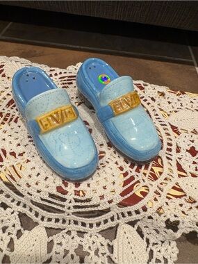 Vintage 2000 Elvis Presley Blue Suede Shoes Salt Pepper Shakers